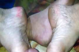 Banti Bhabhi getting drilled by her husband'_s colleague