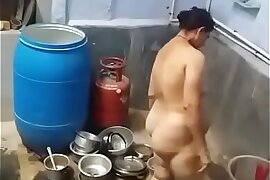 SPYCAM OF DESI BUBBLY AUNTY