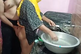 Step sister kichen sex by brother